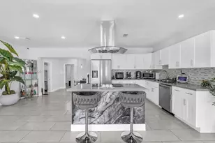 2830 NW 156th St, Miami Gardens, FL 33054 - Photo 16