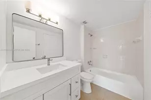 7900 Camino Cir, Miami, FL 33143 - Photo 14