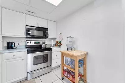 11840 NE 19th Dr #9, North Miami, FL 33181 - Photo 6
