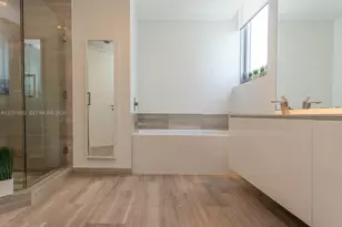 1300 Brickell Bay Dr, Miami, FL 33131 - Photo 42