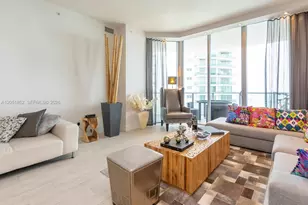 1300 Brickell Bay Dr, Miami, FL 33131 - Photo 18