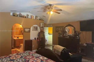 402 SE Crosspoint Dr, Port Saint Lucie, FL 34983 - Photo 10