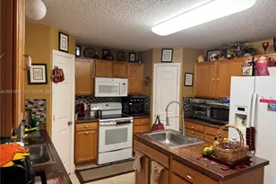 402 SE Crosspoint Dr, Port Saint Lucie, FL 34983 - Photo 44