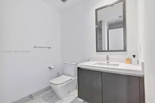 851 NE 1st Ave, Miami, FL 33132 - Photo 18