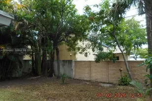 1613 NE 25th St, Wilton Manors, FL 33305 - Photo 58