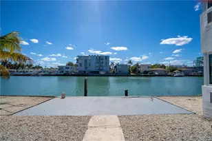 8330 Byron Ave, Miami Beach, FL 33141 - Photo 14