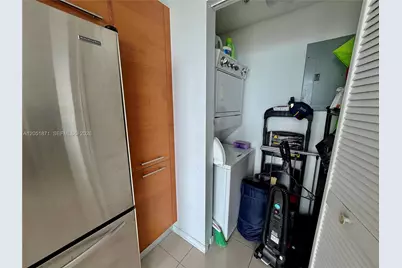 253 NE 2nd St #3907, Miami, FL 33132 - Photo 16