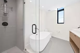2688 SW 25th Ave, Miami, FL 33133 - Photo 12