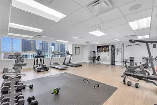 321 NE 26th St, Miami, FL 33137 - Photo 22