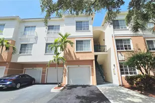 1307 E Myrtlewood Cir E, Palm Beach Gardens, FL 33418 - Photo 4