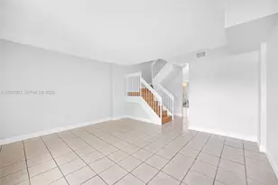 7510 SW 152nd Ave, Miami, FL 33193 - Photo 6