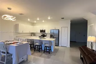 2523 SE 26th Ter, Homestead, FL 33035 - Photo 8