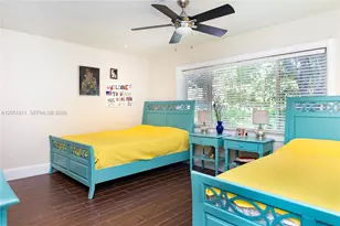 1529 Bayview Dr, Fort Lauderdale, FL 33304 - Photo 12