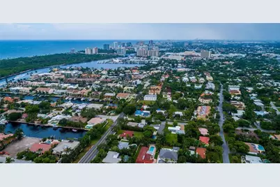 1529 Bayview Dr, Fort Lauderdale, FL 33304 - Photo 16