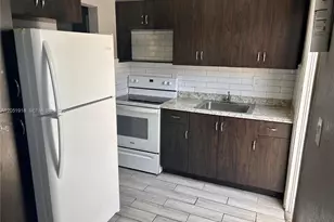3070 NW 12th Ct, Fort Lauderdale, FL 33311 - Photo 10