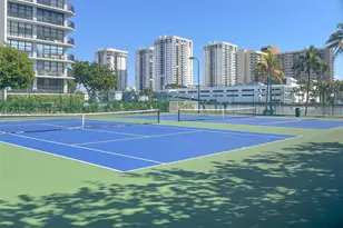 800 Parkview Dr, Hallandale Beach, FL 33009 - Photo 18