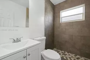 7721 Dickens Ave, Miami Beach, FL 33141 - Photo 12