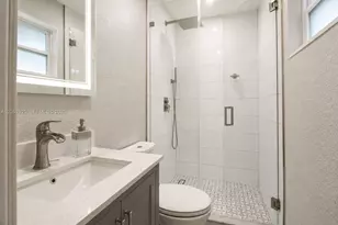 5865 W 13th Ave, Hialeah, FL 33012 - Photo 6