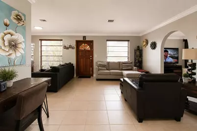 5865 W 13 Avenue, Hialeah, FL 33012 - Photo 18