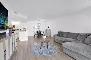 8680 SW 212th St, Cutler Bay, FL 33189 - Photo 4