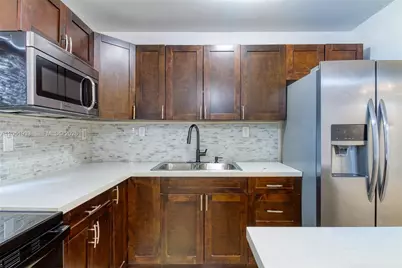 5215 SW 40th Ave #48, Dania Beach, FL 33314 - Photo 6
