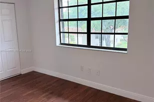 9850 Hammocks Blvd, Miami, FL 33196 - Photo 16