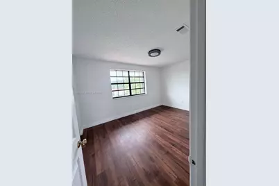 9850 Hammocks Blvd #107, Miami, FL 33196 - Photo 28