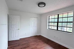 9850 Hammocks Blvd, Miami, FL 33196 - Photo 14