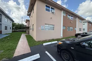 6631 SW 18th St, Pembroke Pines, FL 33023 - Photo 18