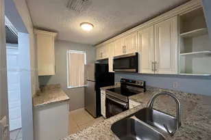 2740 Forest Hills Blvd, Coral Springs, FL 33065 - Photo 8