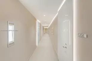 1000 Brickell Plaza, Miami, FL 33131 - Photo 28