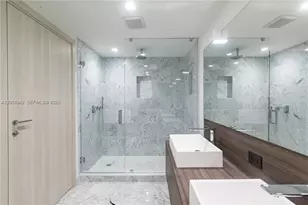 1000 Brickell Plaza, Miami, FL 33131 - Photo 12