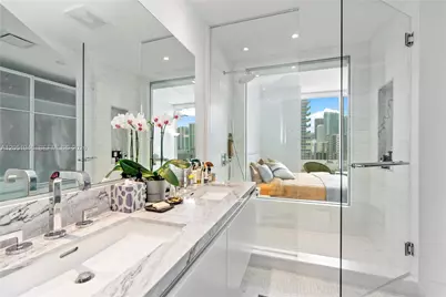 700 NE 26th Ter #1005, Miami, FL 33137 - Photo 18