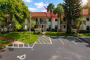 15701 W Waterside Cir, Sunrise, FL 33326 - Photo 2