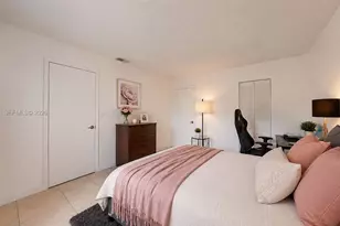 15701 W Waterside Cir, Sunrise, FL 33326 - Photo 22