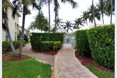 11252 NW 54th Ter, Doral, FL 33178 - Photo 26