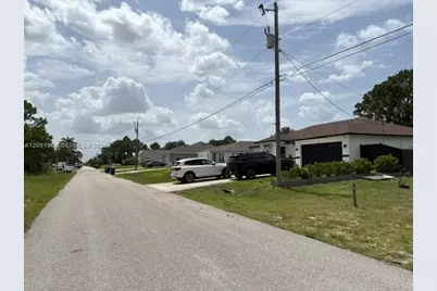 2812 SW 33, Lehigh Acres, FL 33976 - Photo 4