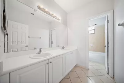 3641 NE 4th St, Homestead, FL 33033 - Photo 18