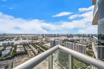 17121 Collins Avenue #4205, Sunny Isles Beach, FL 33160 - Photo 36