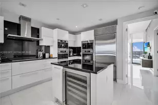 17121 Collins Ave, Sunny Isles Beach, FL 33160 - Photo 32
