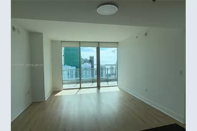 92 SW 3rd St #5012, Miami, FL 33130 - Photo 2