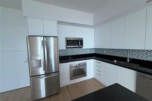 92 SW 3rd St, Miami, FL 33130 - Photo 58