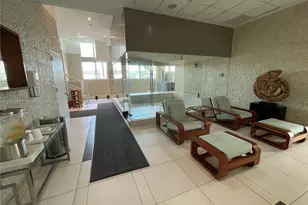 92 SW 3rd St, Miami, FL 33130 - Photo 10