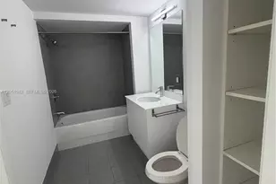 92 SW 3rd St, Miami, FL 33130 - Photo 34