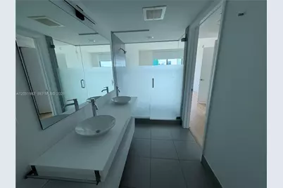 92 SW 3rd St #5012, Miami, FL 33130 - Photo 6
