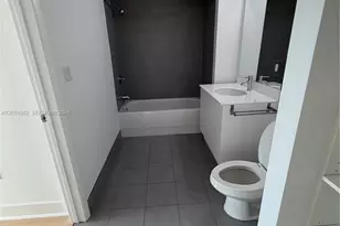 92 SW 3rd St, Miami, FL 33130 - Photo 54