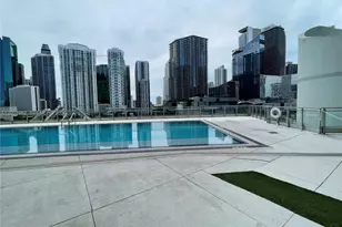 92 SW 3rd St, Miami, FL 33130 - Photo 14