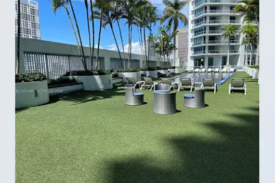 92 SW 3rd St #5012, Miami, FL 33130 - Photo 18