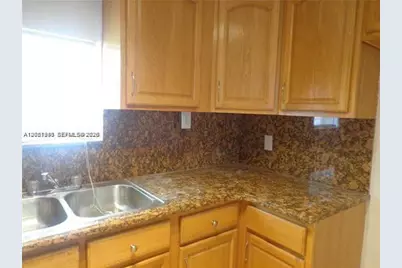 14864 NE 6th Ave #3C, Miami, FL 33161 - Photo 2
