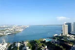 244 Biscayne Blvd, Miami, FL 33132 - Photo 14